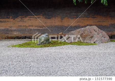 京都 龍安寺 石庭と油土塀 京都 龍安寺 石庭と油土塀 131577390