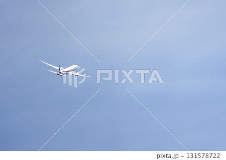 秋の羽田空港　離陸中の政府専用機　東京都大田区 131578722