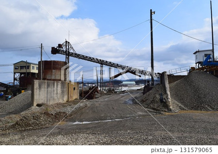砕石工場 建設資材の生産現場 砕石工場 建設資材の生産現場 131579065