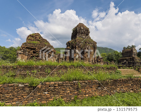 ベトナム・世界遺産ミーソン聖域 グループB・C・D遺跡 / My Son, Vietnam ベトナム・世界遺産ミーソン聖域 グループB・C・D遺跡 / My Son, Vietnam 131579575