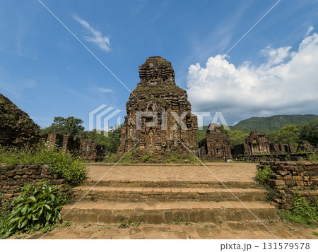 ベトナム・世界遺産ミーソン聖域 グループB・C・D遺跡 / My Son, Vietnam ベトナム・世界遺産ミーソン聖域 グループB・C・D遺跡 / My Son, Vietnam 131579578
