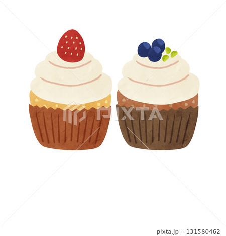 いちごとブルーベリーのカップケーキ　水彩風手描きイラスト 131580462