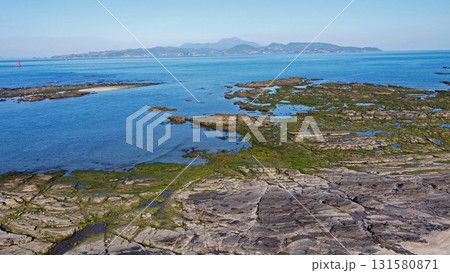 通詞島の北側海岸線のドローン空撮 131580871