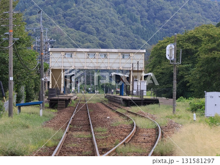 山陰本線 竹野駅 ローカル線の駅構内 山陰本線 竹野駅 ローカル線の駅構内 131581297