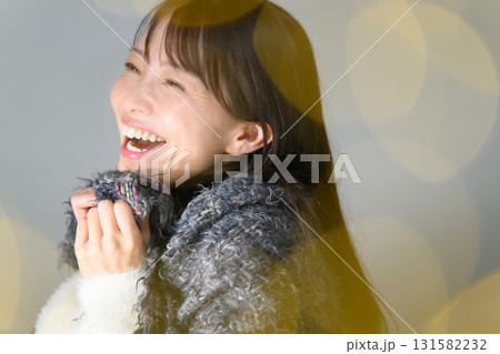 女性　キラキラ　冬 131582232