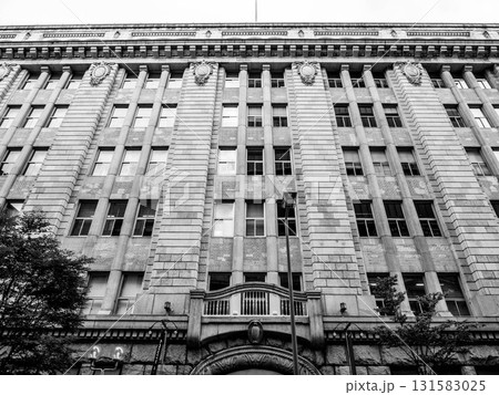 神戸元町、旧居留地あたりの景観　モノクロで撮影 131583025