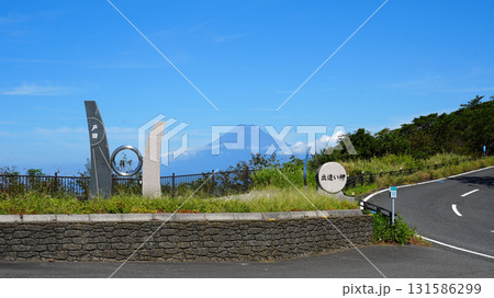出逢い岬からの富士山 131586299