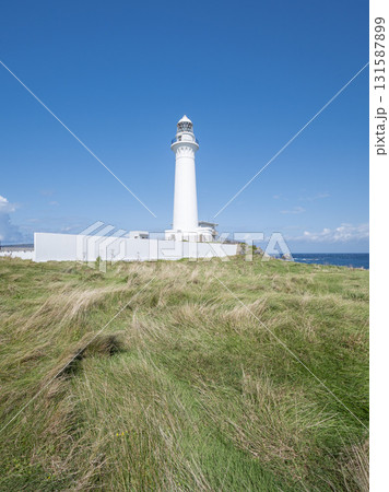 秋晴れの尻屋埼灯台　青森県東通村　9月末 131587899