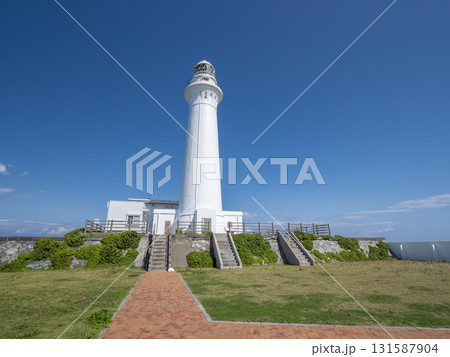秋晴れの尻屋埼灯台 青森県東通村 9月末 秋晴れの尻屋埼灯台 青森県東通村 9月末 131587904