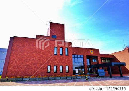 苫前町役場庁舎 131590116