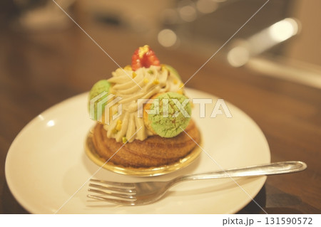 お家デザートのシュークリーム お家デザートのシュークリーム 131590572