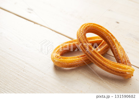チュロス スペインの揚げ菓子のイメージ チュロス スペインの揚げ菓子のイメージ 131590682