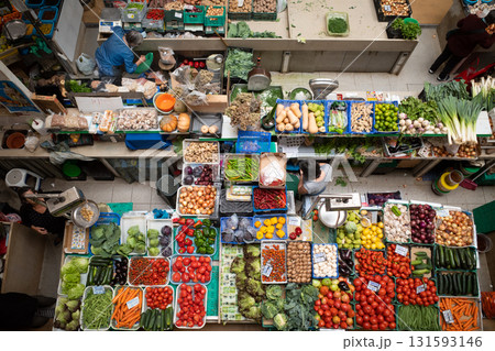 ポルトガル、コインブラのマーケット ポルトガル、コインブラのマーケット 131593146