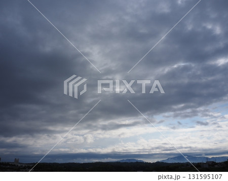 曇り空 131595107