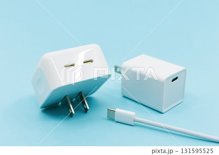 電源アダプタ　USB AC充電器 タイプC 131595525