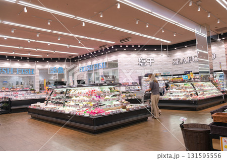 10月・食品売り場 131595556