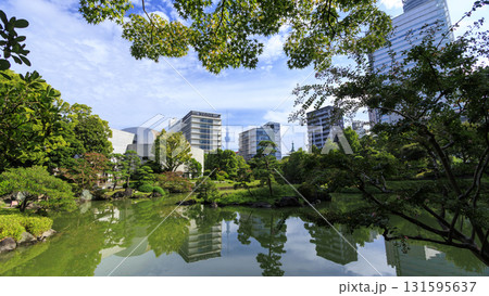 旧安田庭園の秋 131595637