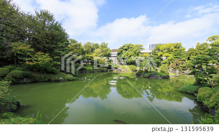 旧安田庭園の秋 131595639