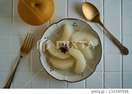 和梨のコンポート｜八角香る秋のデザート 131595936