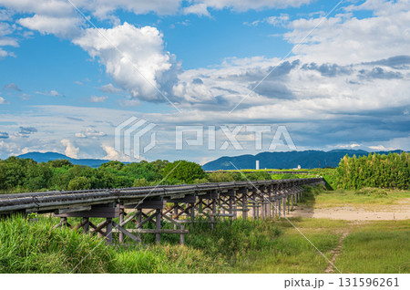 木津川風景 上津屋橋(流れ橋) 京都府八幡市 木津川風景 上津屋橋(流れ橋) 京都府八幡市 131596261