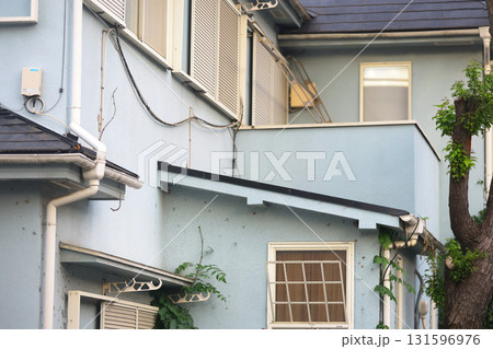 【建築】空き家と更地 【建築】空き家と更地 131596976