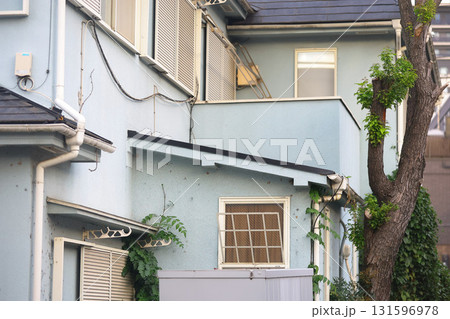 【建築】空き家と更地 131596978