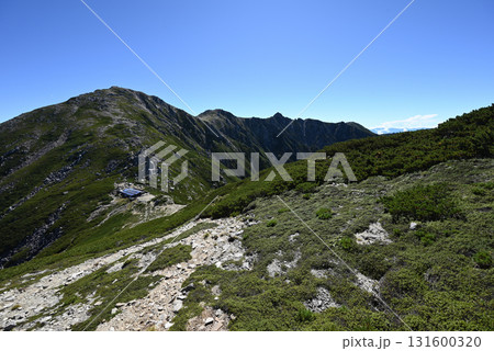 木曽駒ヶ岳登山、中央アルプス、長野県 131600320