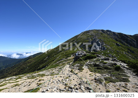 木曽駒ヶ岳登山、中央アルプス、長野県 131600325