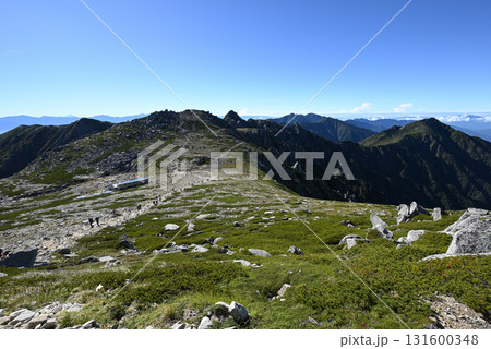 木曽駒ヶ岳登山、中央アルプス、長野県 131600348
