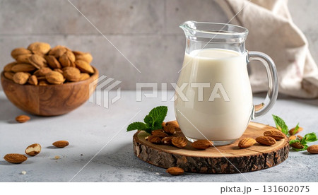 自然の恵みから生まれたアーモンドミルク 自然の恵みから生まれたアーモンドミルク 131602075