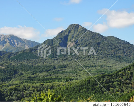 蒜山大山スカイライン 鬼女台展望休憩所から見る烏ヶ山の眺望 131605646