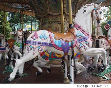 メリーゴーランドの馬 131605972
