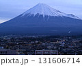 青空と富士山 131606714