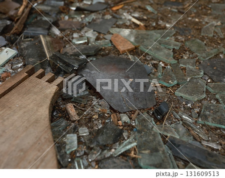 broken glass, rocks, and debris in the landfill.dirt.public 131609513