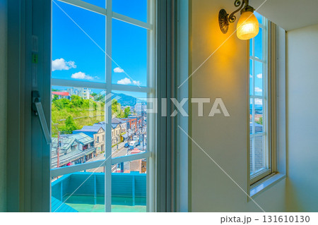 ルタオ本店展望台よりレトロな町並み・堺町本通りを望む 131610130