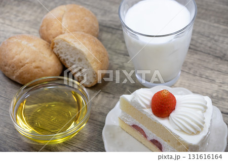 乳製品 小麦製品 砂糖 油 131616164