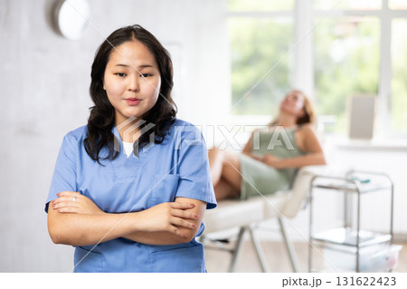 Portrait of young doctor 131622423