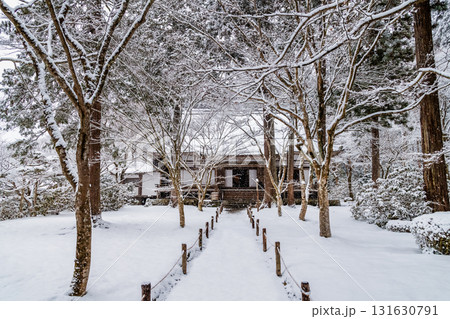 京都大原 雪景色の三千院　聚碧園 131630791