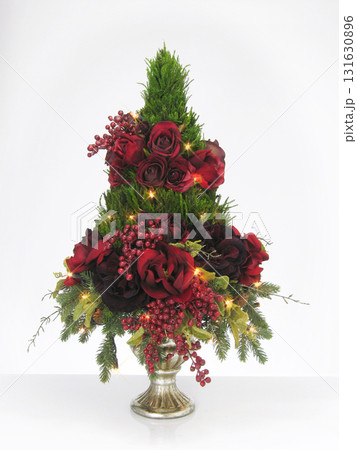 クリスマスツリー 131630896