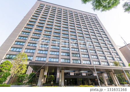 宮城県仙台市　快晴の宮城県庁 131631168