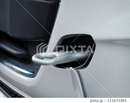 自動車の牽引フック 自動車の牽引フック 131631865