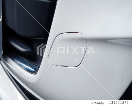 自動車の牽引フックのカバー 自動車の牽引フックのカバー 131631872