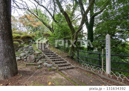 伊勢亀山城　本丸三重櫓跡 131634392