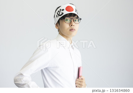 勉強をする高校生 勉強をする高校生 131634860