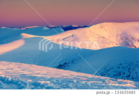 the mountains range 131635085