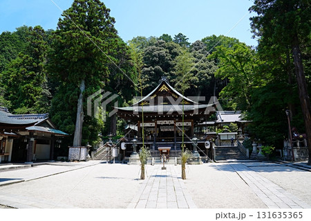 滋賀 近江八幡 日牟禮八幡宮 拝殿(夏) 滋賀 近江八幡 日牟禮八幡宮 拝殿(夏) 131635365