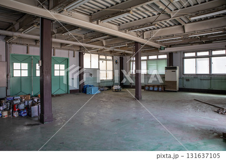 撤去後の工場内 131637105