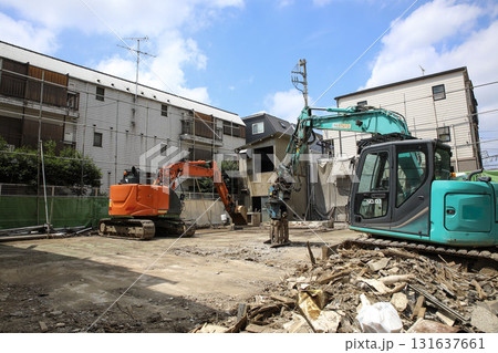 工場解体の工事現場 131637661