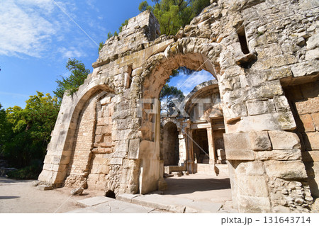 フランス・ニームにある古代ローマ遺跡、ディアナ神殿。2025年8月14日撮影。 131643714