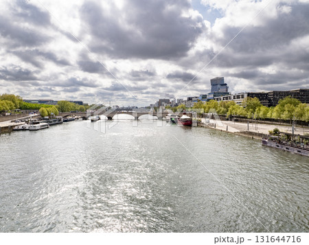 Wide view of Pont de Bercy over the River Seine, Paris, France Wide view of Pont de Bercy over the River Seine, Paris, France 131644716
